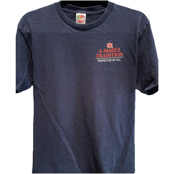 Auburn A Family Tradition Navy Tshirt Size Medium Fruit Of The Loom - Picture 1 of 6